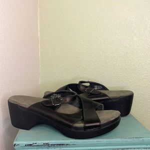 Dansko Block Heel Platform
